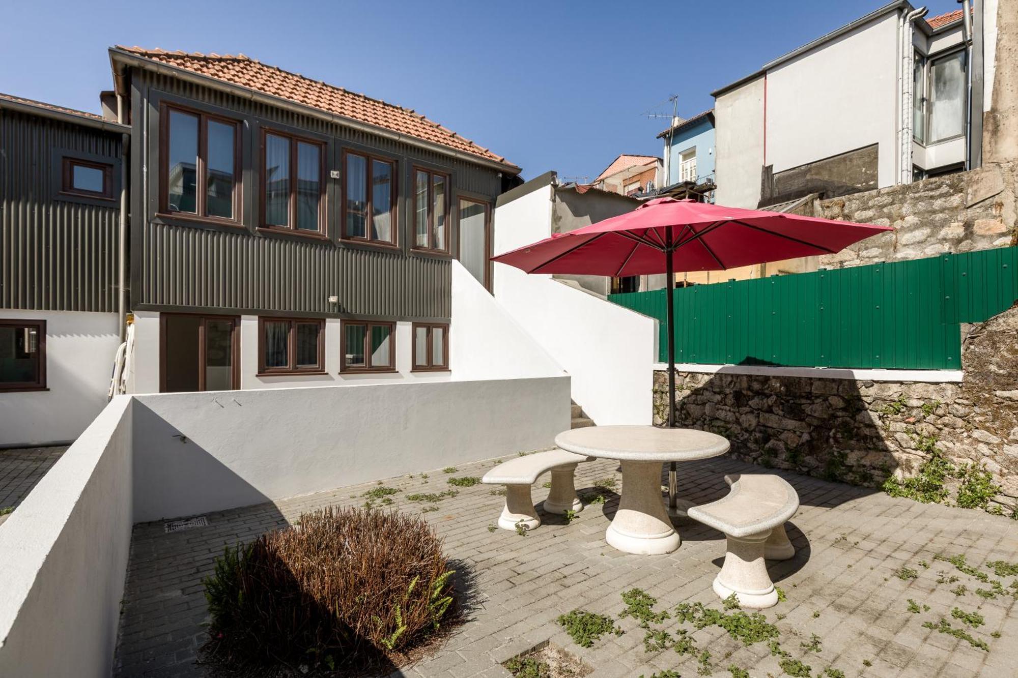 Bra.Com Apartments Oporto Pinheiros Exterior photo